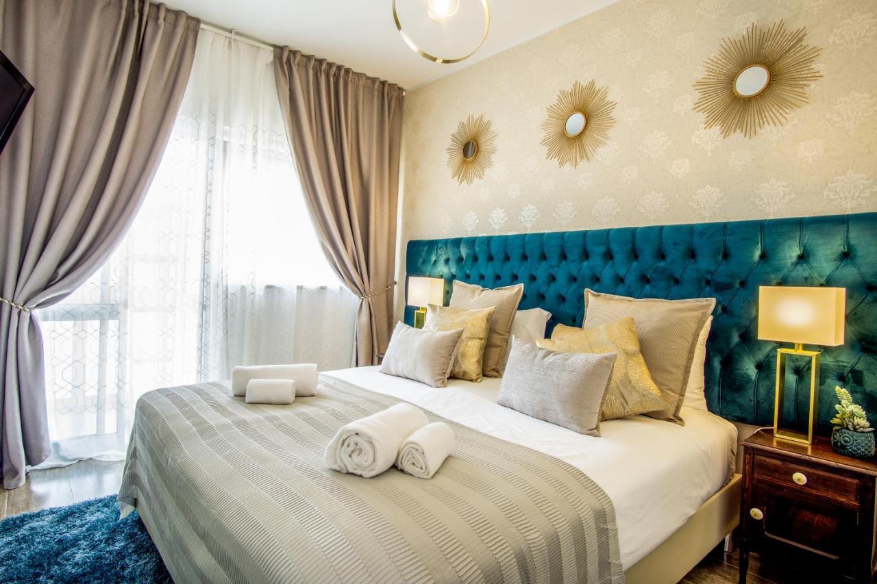 Gaze Out At The City In A Retro-Chic Getaway Lisabona Exterior foto